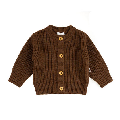 Gestrickte Babyjacke aus Merinowolle