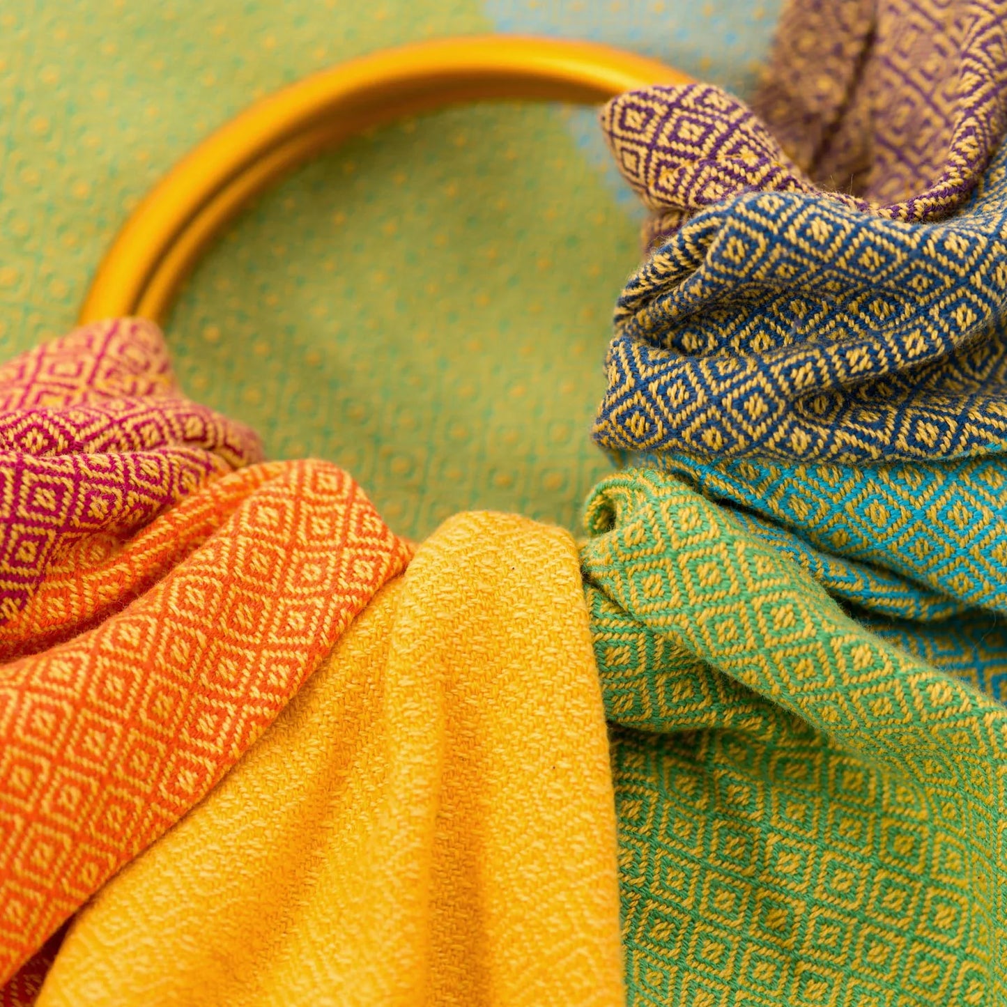 RingSling - Gold Rainbow