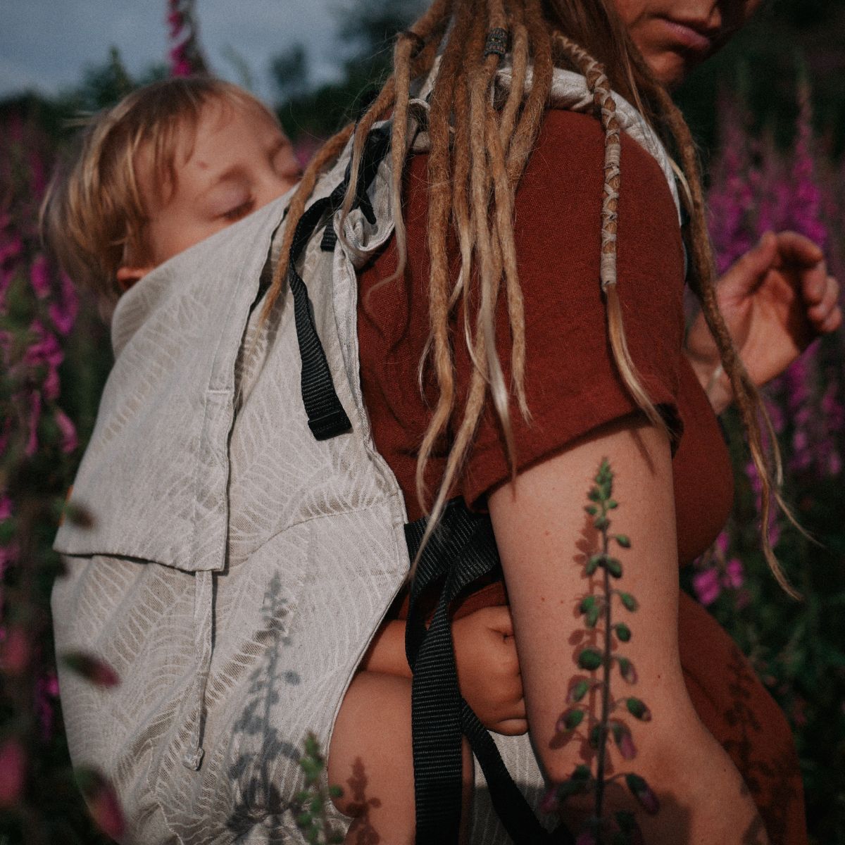 Buckle - Toddler